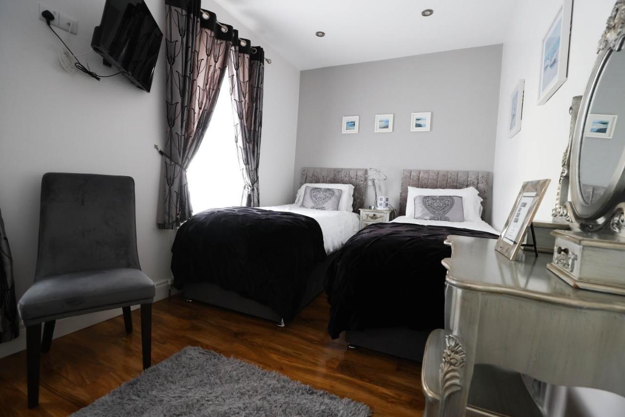 Mandalay Hotel Portrush Buitenkant foto
